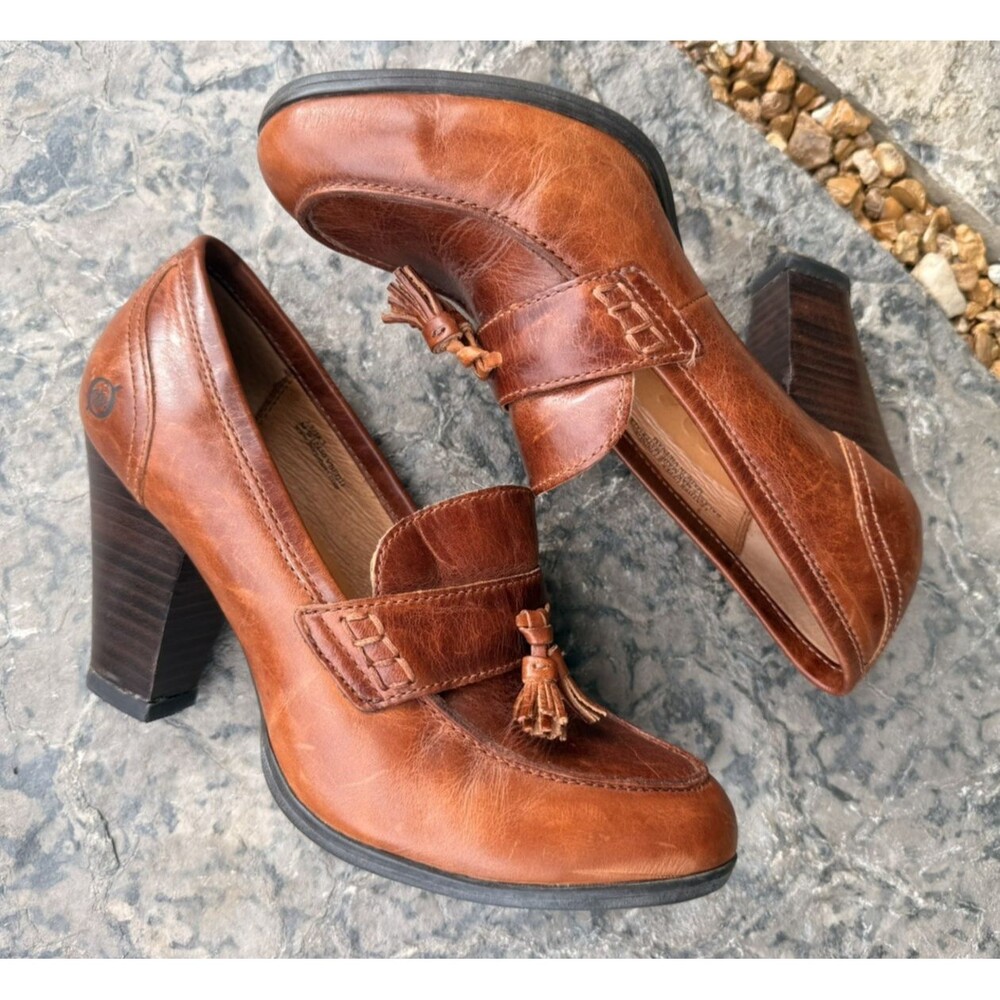 Born Nance Heels Size US 7.5 EU 38.5 Tan Brown Distressed Leather Tassel Pumps